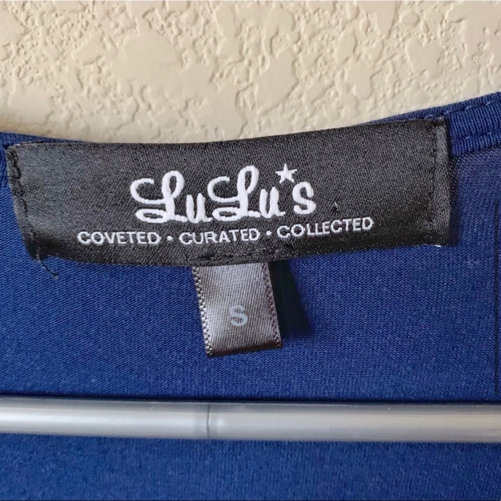 Lulu’s Navy Blue Wrap Maxi Dress Size S - Picture 4 of 12